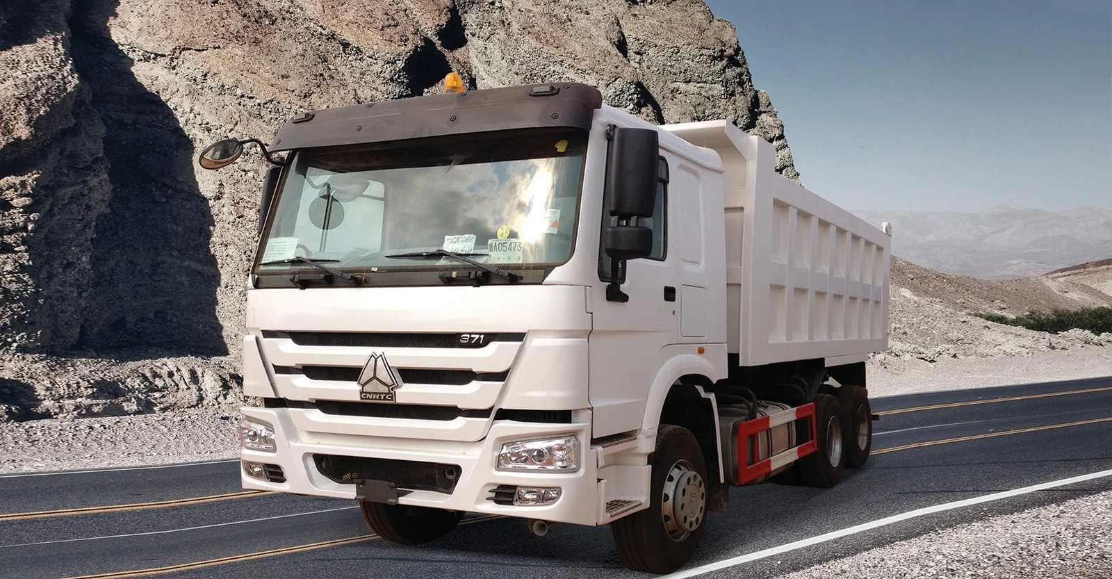SINOTRUK HOWO-7 6x4 dump truck for quarry and construction work